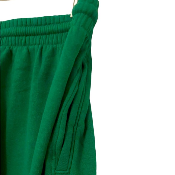 Women’s H&M Lounge Sweatpants - Picture 3 of 4